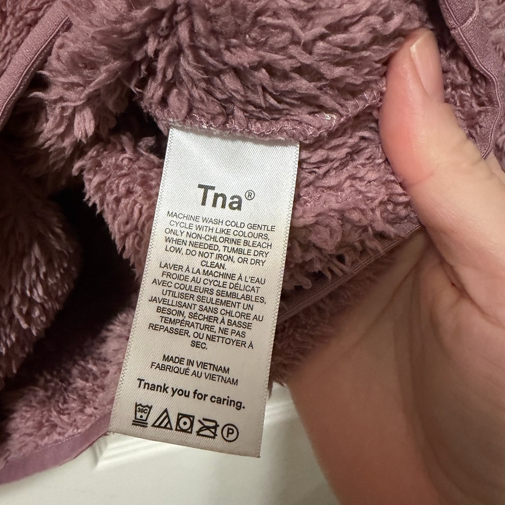 Tna Fuzzy zip mockneck 3/4 zip sweater Fleece Pullover size medium vguc *flaw - Picture 4 of 8